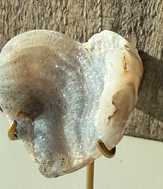Calcedoon hart op standaard (12 cm)