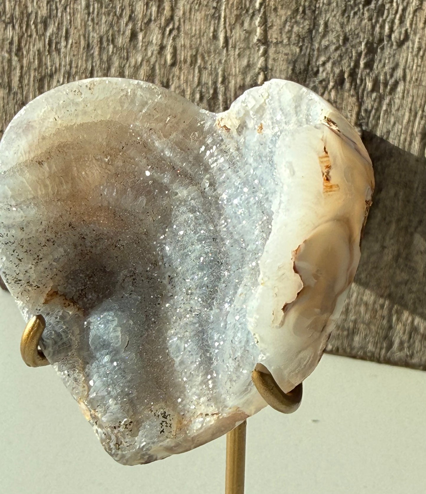 Calcedoon hart op standaard (12 cm)